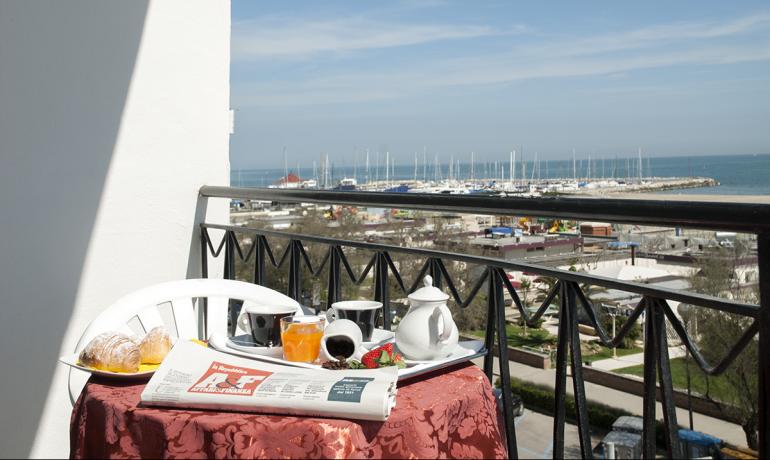 lungomarehotel en spring-offer-in-cervia-in-seaside-hotel 013