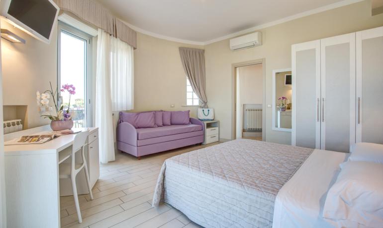 lungomarehotel it offerta-luglio-a-cervia-hotel-fronte-mare 009