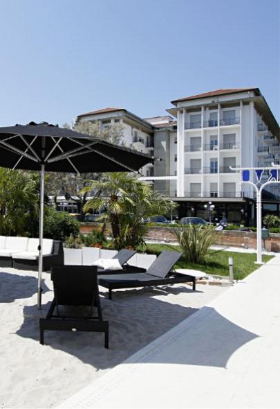 lungomarehotel en thanks 010