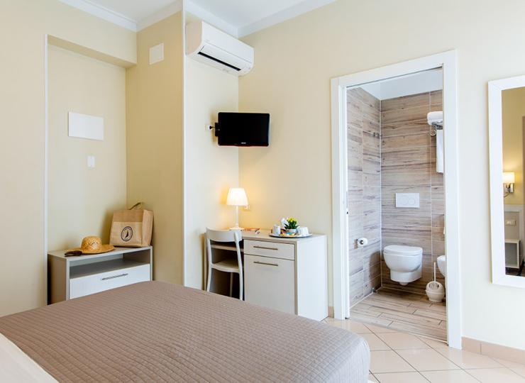 lungomarehotel de zimmer 016