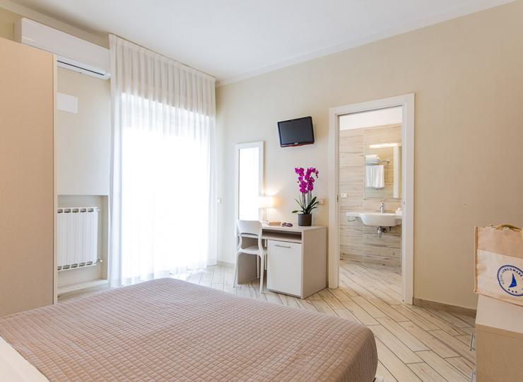 lungomarehotel de zimmer 018